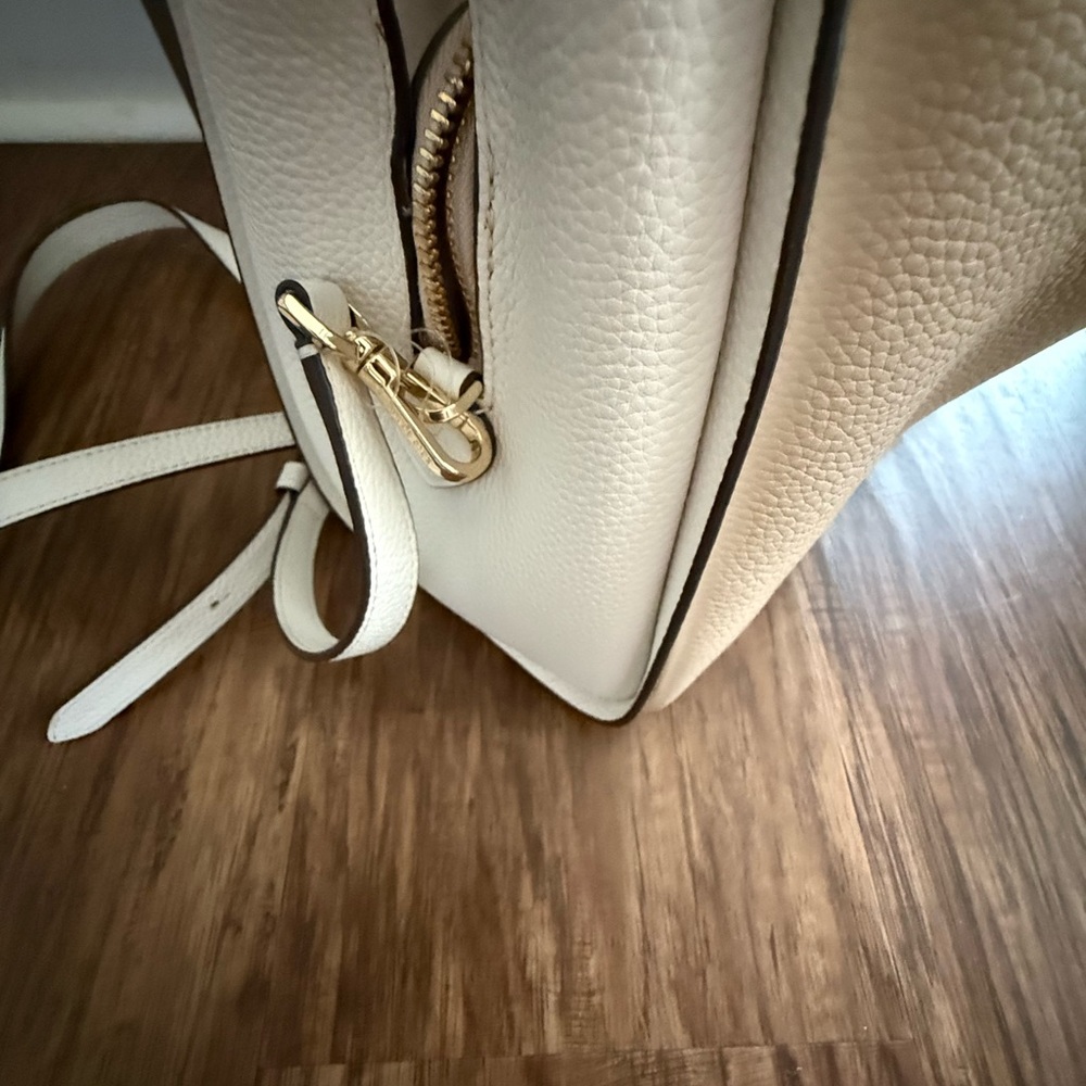 Kate Spade purse - Picture 6 of 8